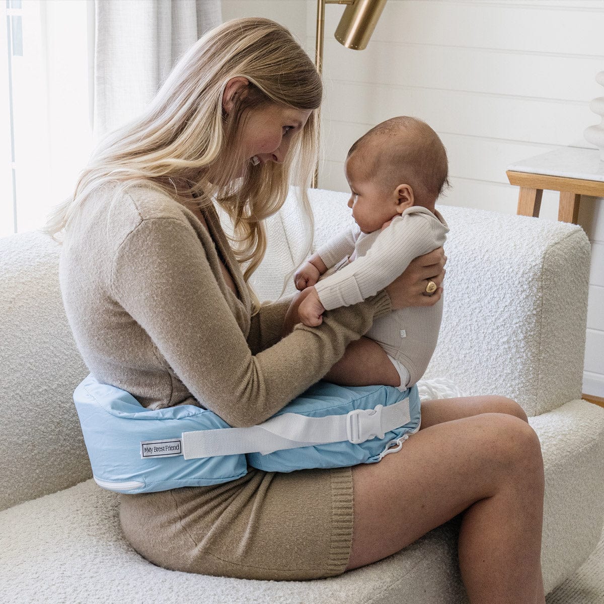 Posture Pillow - Your Pal For Improved Posture With Ease